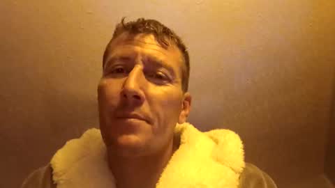 wetduck77777 online show from 05/23/26, 08:07