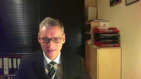 Snapshot of wetsuitedman chatting on 12/14/25, 06:08 Franz online show from 12/14/25, 06:08