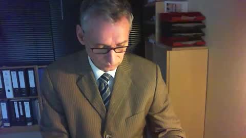 Franz online show from 03/26/26, 04:56