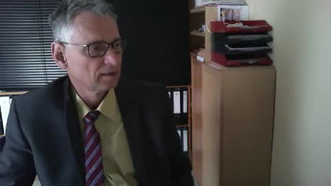 Franz online show from 04/24/26, 06:49