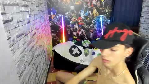 Snapshot of wex_077 chatting on 02/28/26, 01:50 wex online show from 02/28/26, 01:50