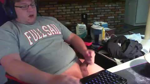 whateverdude555 online show from 11/05/25, 12:16