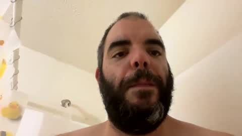 Snapshot of whateveruplz chatting on 12/05/24, 11:18 Papa Bear and Lil Mama online show from 12/05/24, 11:18