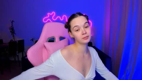 Kate online show from 12/14/25, 12:49