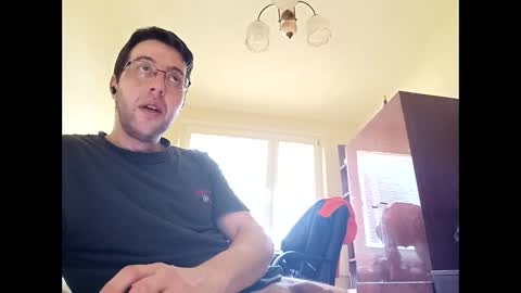 stoffy online show from 12/28/24, 09:52