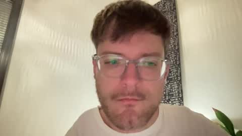 Snapshot of wheelchairhunk chatting on 02/26/25, 03:10 wheelchairhunk online show from 02/26/25, 03:10