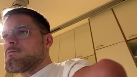 Snapshot of wheelchairhunk chatting on 02/27/25, 07:04 wheelchairhunk online show from 02/27/25, 07:04