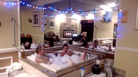 Snapshot of wheresmyqueenat chatting on 12/17/24, 01:07 wheresmyqueenat online show from 12/17/24, 01:07