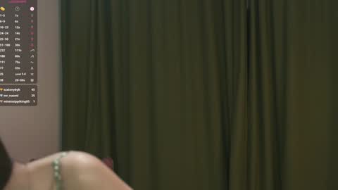 Naomi online show from 02/07/25, 02:40