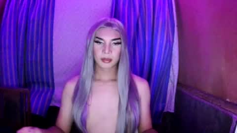 whispering_ering online show from 07/26/26, 12:56