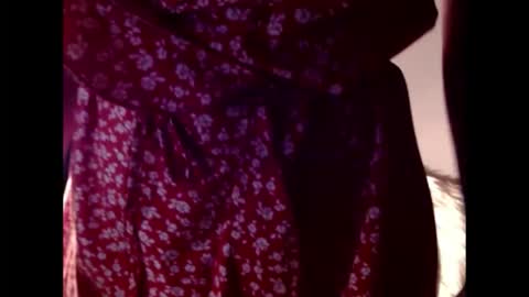 Snapshot of whisperingfire chatting on 11/10/25, 06:56 Mel online show from 11/10/25, 06:56