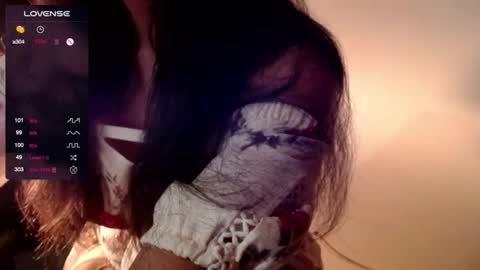 Snapshot of whisperingfire chatting on 11/22/25, 07:18 Mel online show from 11/22/25, 07:18