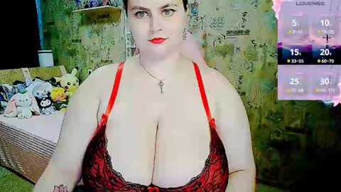 Snapshot of whisperinthedarkk chatting on 09/15/25, 11:21 whisperinthedarkk online show from 09/15/25, 11:21