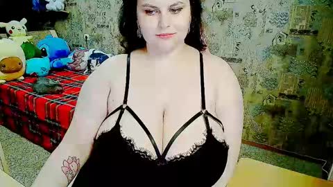 whisperinthedarkk online show from 12/16/25, 10:26