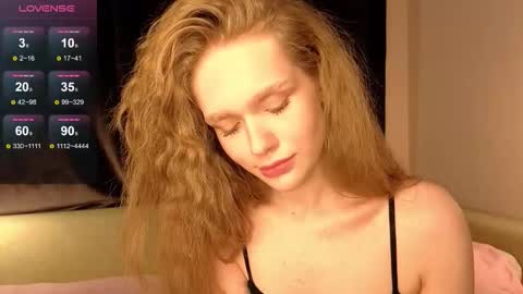 Snapshot of whispermurmur chatting on 12/18/25, 02:56 whispermurmur online show from 12/18/25, 02:56