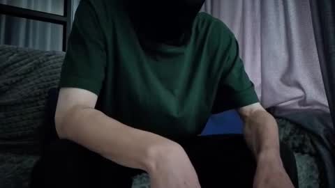 Snapshot of whispero_o chatting on 10/21/25, 08:37 whispero_o online show from 10/21/25, 08:37