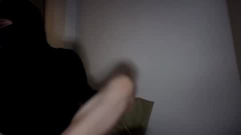 Snapshot of whispero_o chatting on 11/15/25, 06:37 whispero_o online show from 11/15/25, 06:37