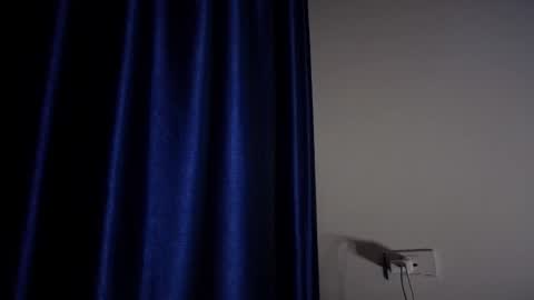 Snapshot of whispero_o chatting on 11/24/25, 04:29 whispero_o online show from 11/24/25, 04:29