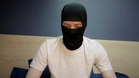 Snapshot of whispero_o chatting on 12/03/25, 05:33 whispero_o online show from 12/03/25, 05:33