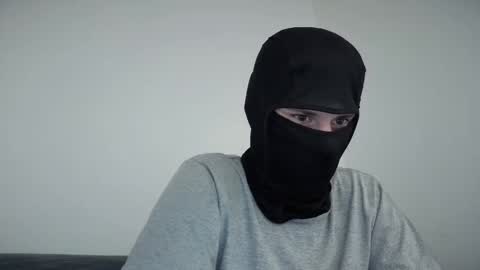 whispero_o online show from 02/04/26, 03:01