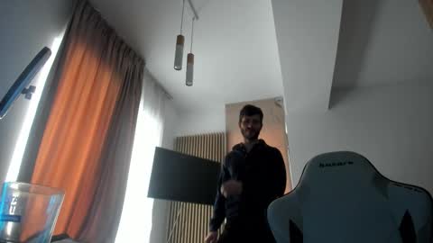 Michael online show from 01/11/26, 10:31