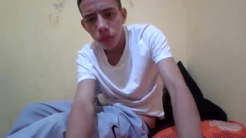 white boy online show from 11/29/25, 05:54