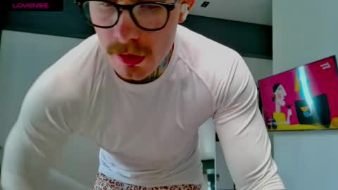 Max online show from 04/30/26, 12:00