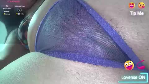 white_sexy_ online show from 04/21/26, 11:27