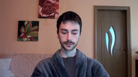 Tom online show from 10/04/25, 01:20