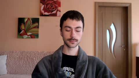 Tom online show from 05/01/26, 12:10