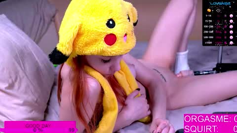 white_widow_ online show from 02/18/26, 11:39