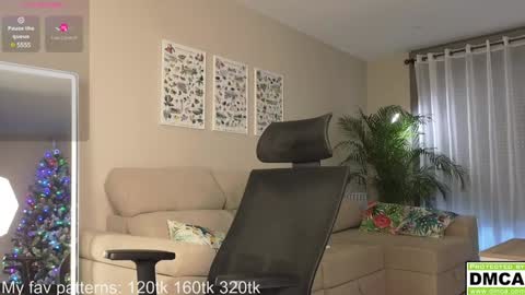 Anisha online show from 12/28/24, 11:09