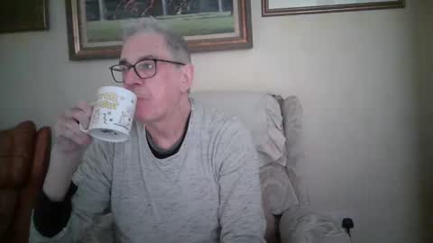 whitebriefs009 online show from 01/14/26, 09:37