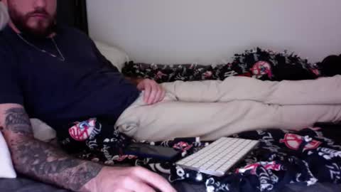 whitebubblebutt44 online show from 02/09/26, 04:44