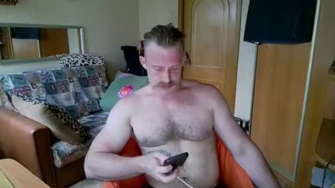 Snapshot of whitebull97 chatting on 06/14/26, 04:42 WhiteBull online show from 06/14/26, 04:42