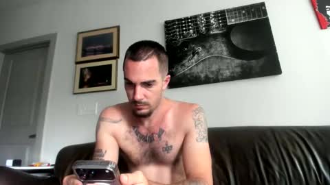 Snapshot of whitechocalate91 chatting on 06/10/26, 02:49 just str8 stud nut 1000 online show from 06/10/26, 02:49