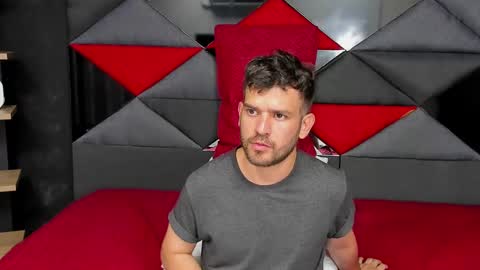 Dylan white online show from 03/11/25, 12:33