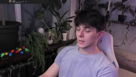 Gus online show from 12/21/24, 06:34