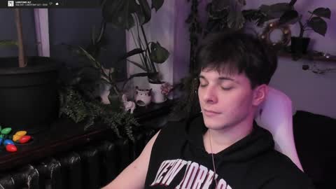 Gus online show from 01/07/25, 07:28