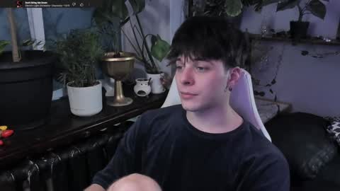 Gus online show from 01/25/25, 08:42