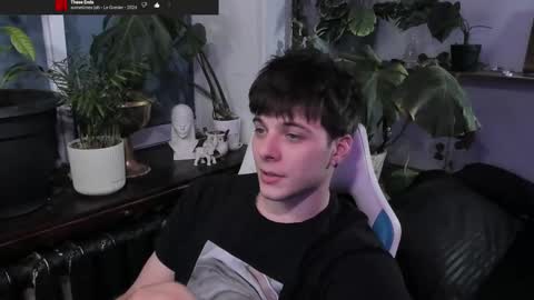 Gus online show from 03/11/25, 06:52