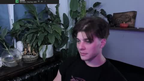 Gus online show from 10/19/25, 08:53