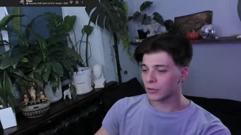 Gus online show from 11/25/25, 08:53