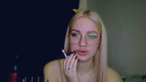 whitehex666 online show from 02/12/26, 06:03