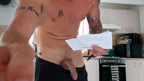 whitehung87 online show from 01/01/25, 08:26