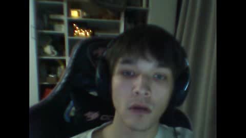 whitekingg online show from 12/02/25, 03:40