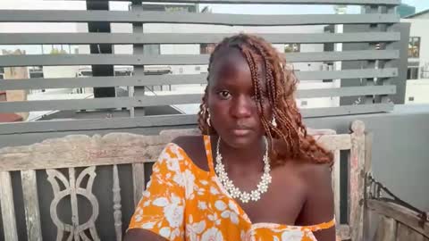 whitenightandqueen online show from 01/12/26, 06:13