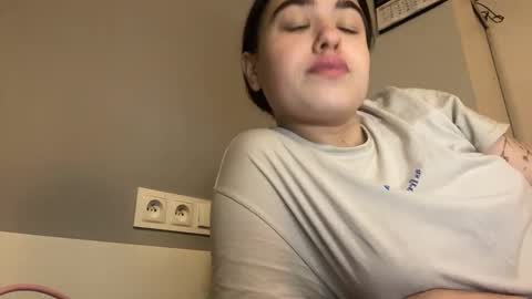 Eve online show from 11/23/25, 02:28