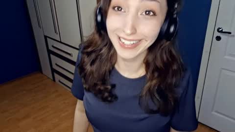 Cindy online show from 04/24/26, 03:47