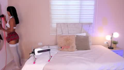 Snapshot of whitney_lexx chatting on 07/15/26, 08:36 whitney online show from 07/15/26, 08:36